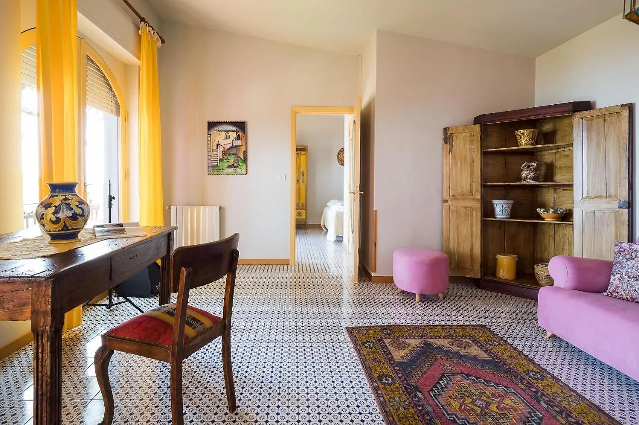 La Boheme Villa Taormina