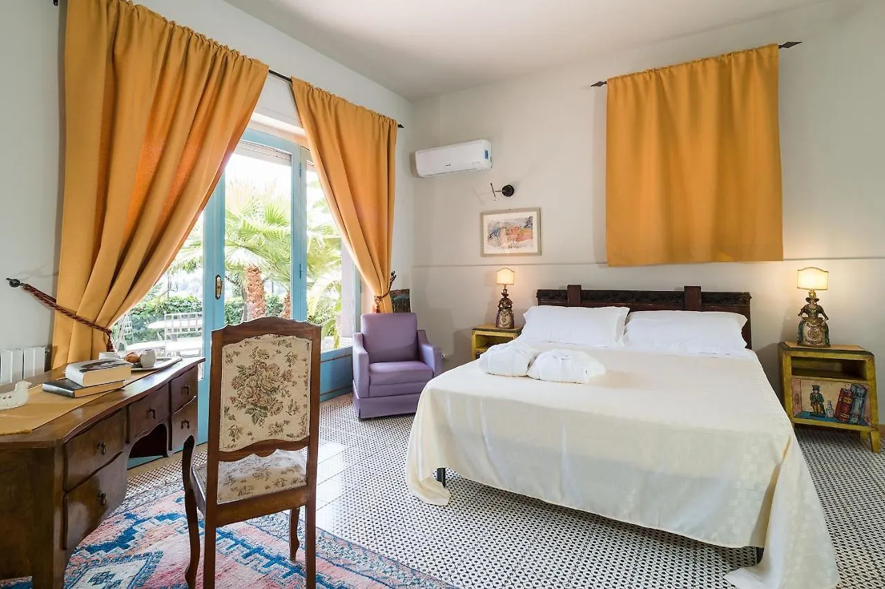 La Boheme Villa Taormina Italy