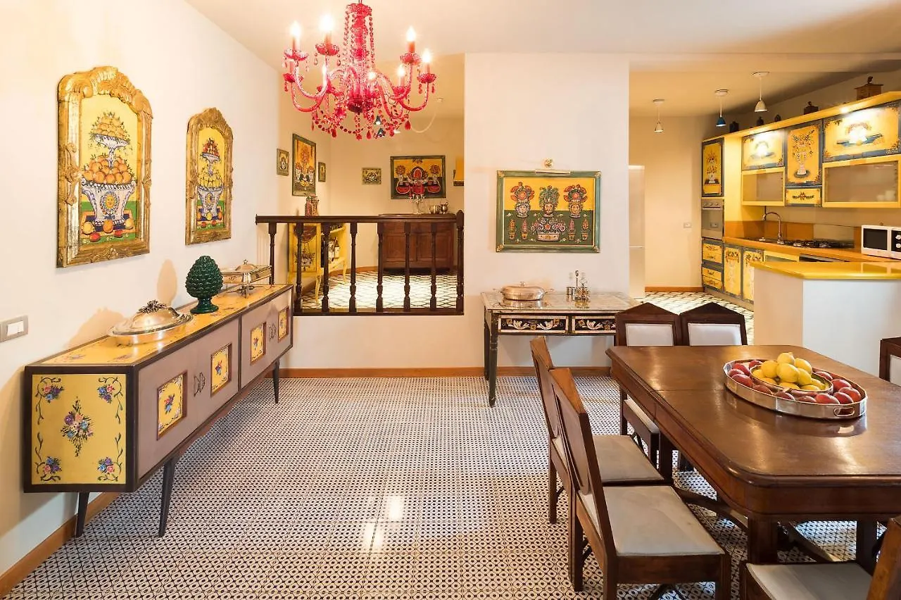 La Boheme Villa Taormina