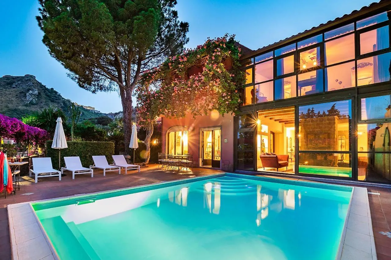 La Boheme Villa Taormina