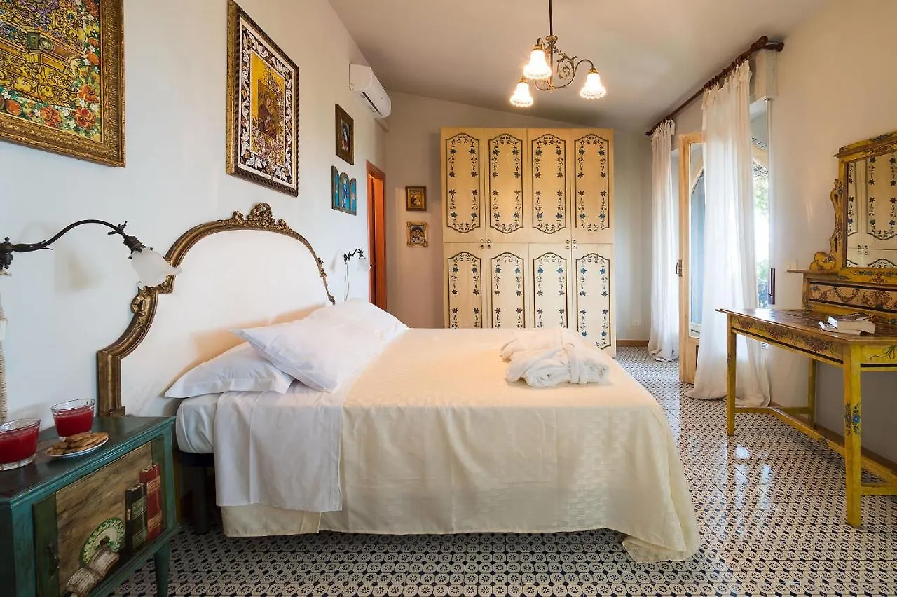 La Boheme Villa Taormina